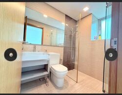 West Coast Drive (D5), Terrace #634594361